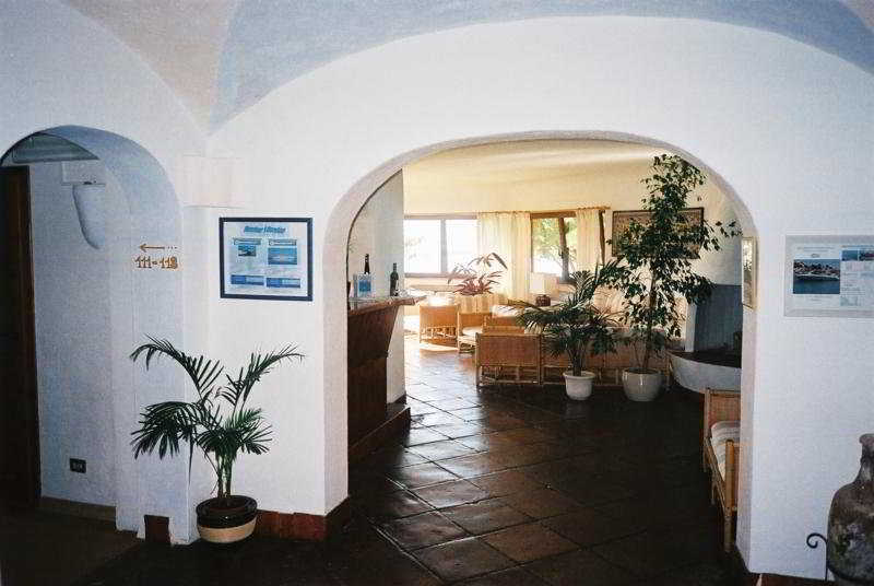 Valdiola Hotel